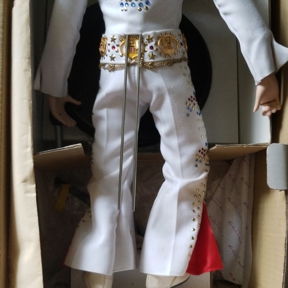 Elvis Presley doll - Picture 6 of 8
